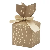 Díszdoboz CREATIVE csillagos-pöttyös 7x7 cm 2 darabos Díszdoboz CREATIVE csillagos-pöttyös 7x7 cm 2 darabos